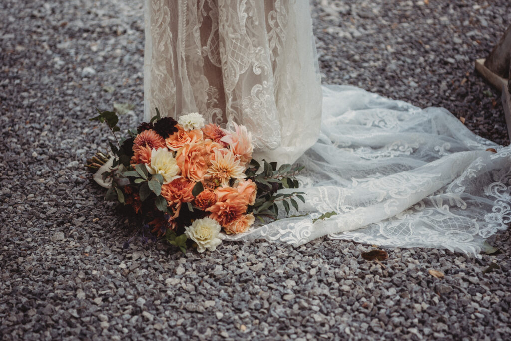 Rannunculus Dried Bridal bouquet/Dry Flower Wedding, Rustic Boho Brides,  Bridesmaid bouquet, Wildflowers Dried bouquet