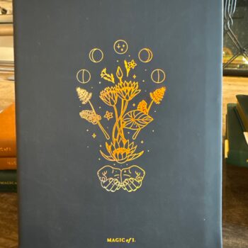 Magic of I : Botanicals VII black