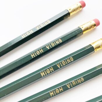 High Vibing pencil set